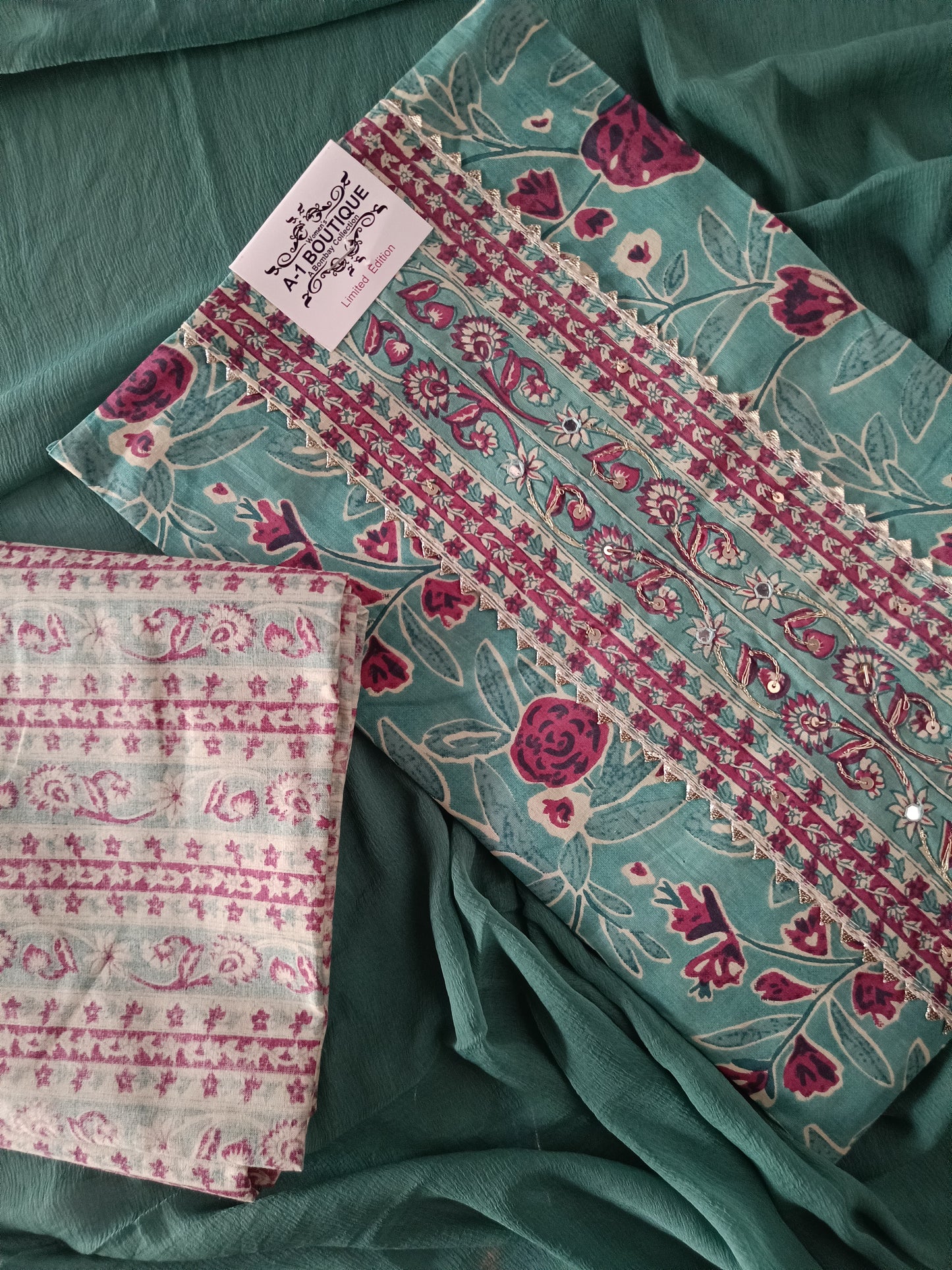Aqua F